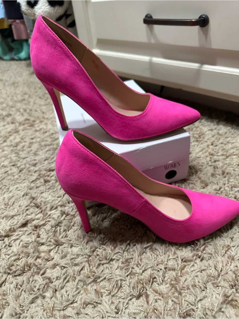 Women's Fuchsia Pointed-Toe High Heel Pumps